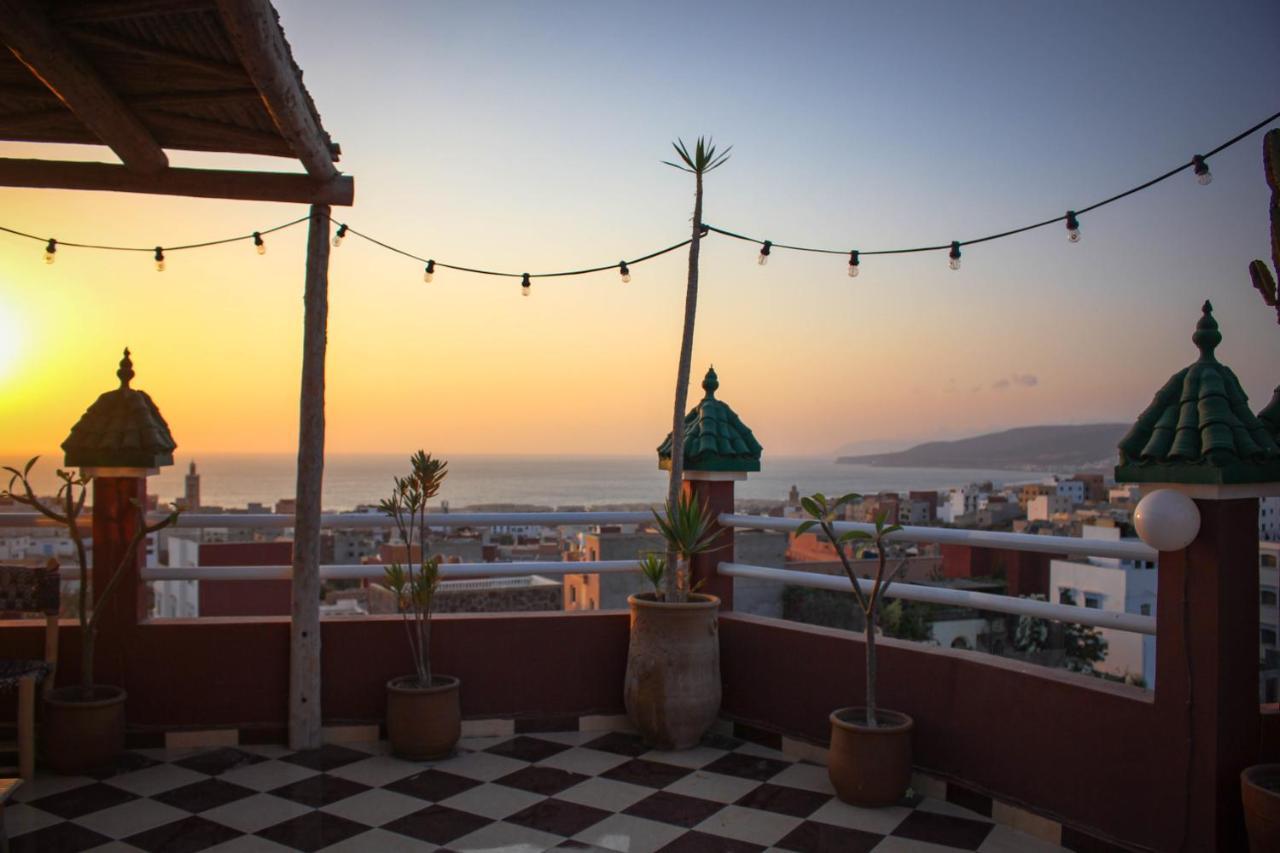 Sunshine Surf Morocco Panzió Tamraght Kültér fotó